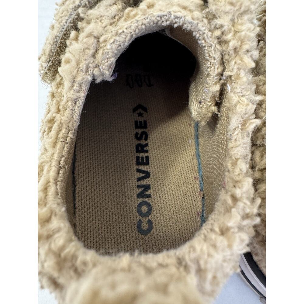 CONVERSE Chuck Taylor All Star Easy On Teddy Bear Fuzzy Strap Shoes Toddler Sz 5 - Picture 9 of 10